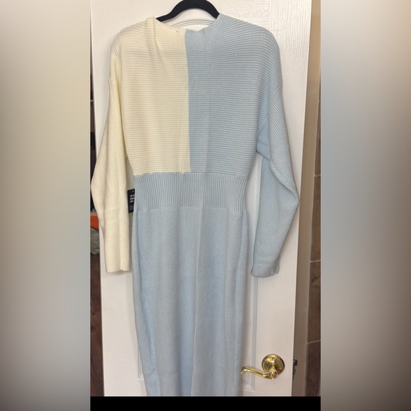 Sweater Dress - Picture 6 of 6